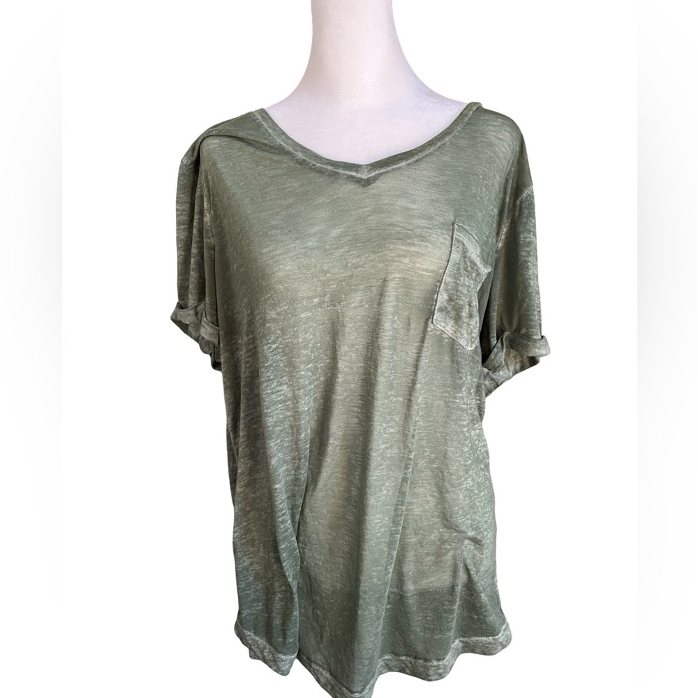 Style & CO sheer-ish green tee PXL